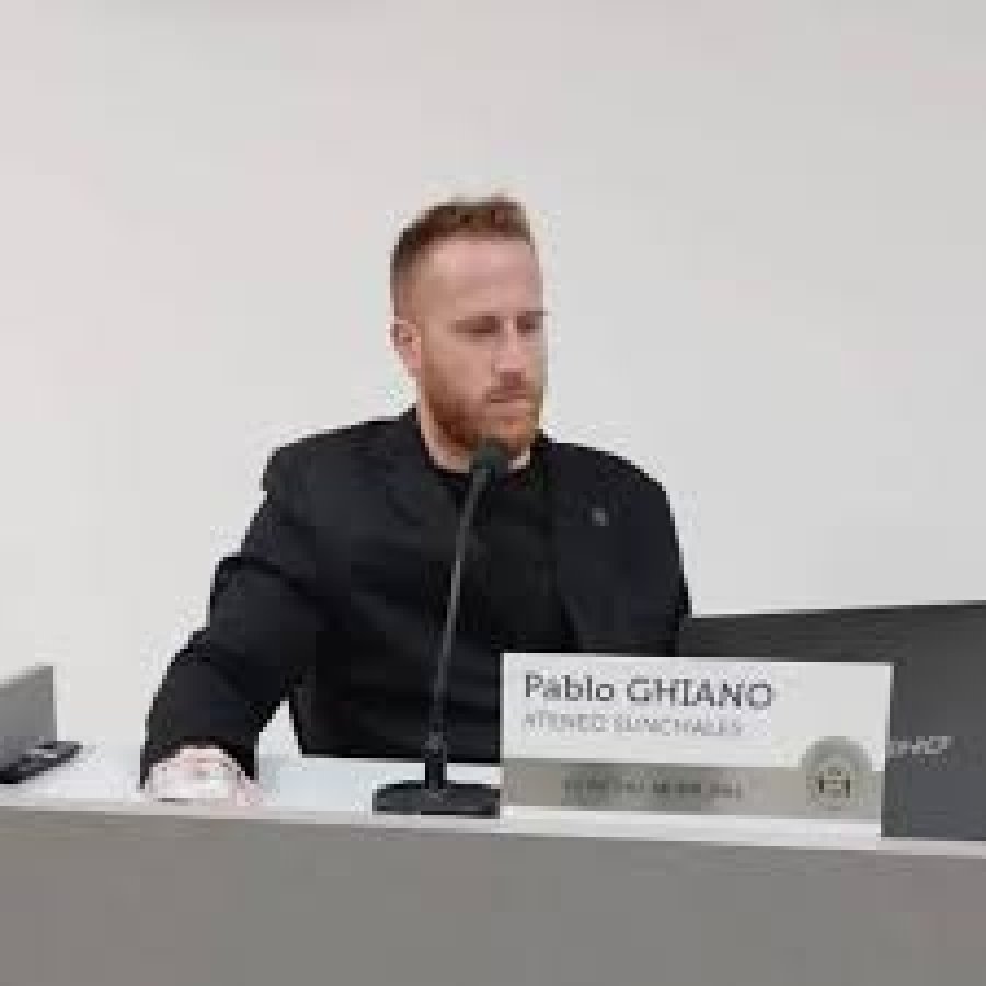 Pablo Ghiano en su banca.