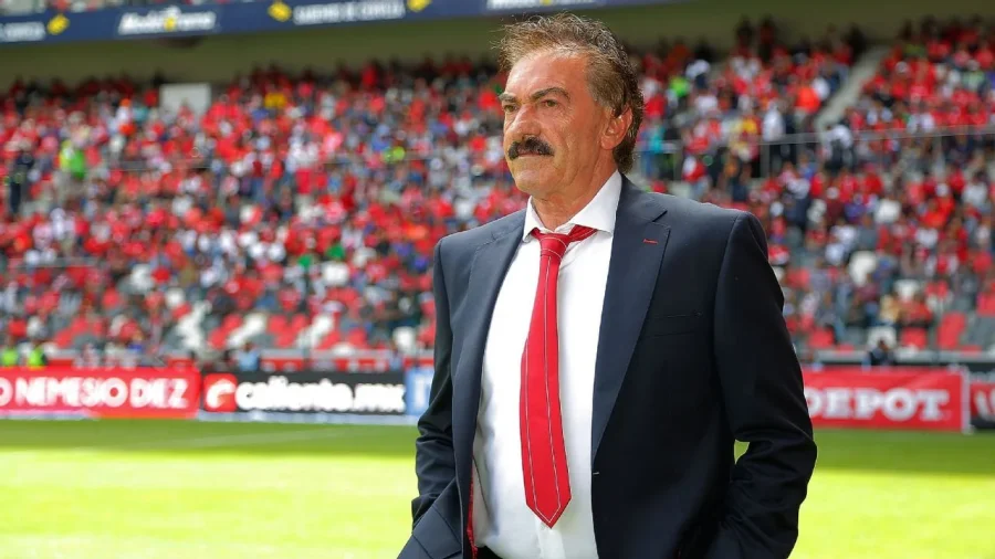 Ricardo La Volpe dirigi&oacute; Boca en 2006.