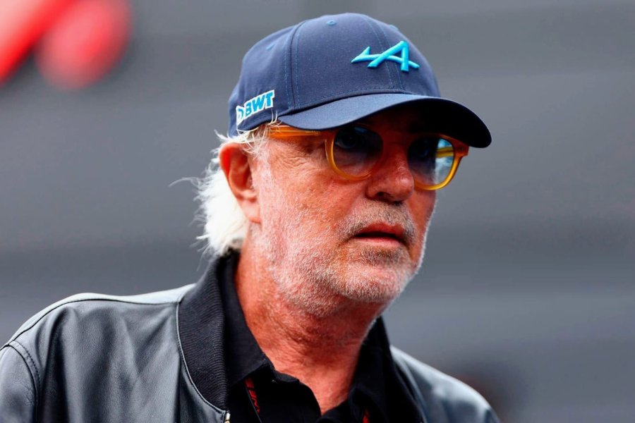 Flavio Briatore "responsabiliz&oacute;" m&aacute;s al auto que a los pilotos.