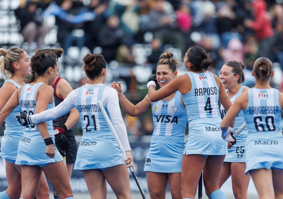 Las Leonas festejan el t&iacute;tulo en la Copa Panamericana 2025.