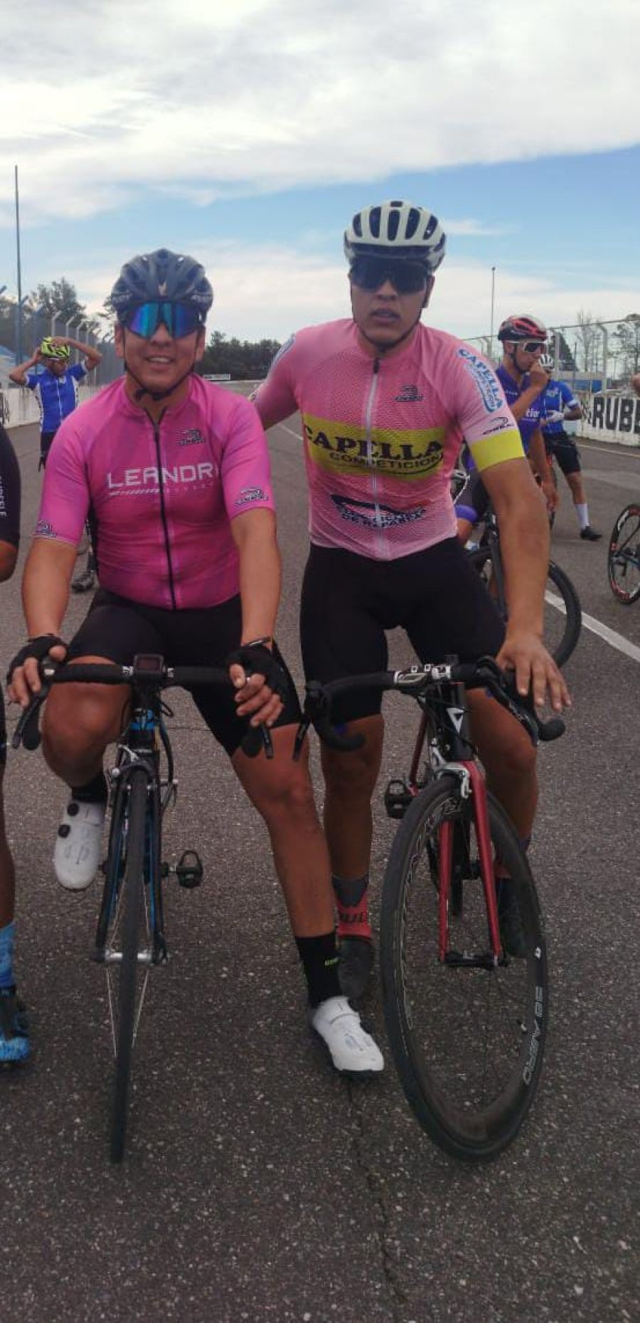 CLASIFICADOS. Germ&aacute;n y Jos&eacute; Leandri.