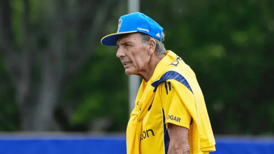 Miguel &Aacute;ngel Russo p&aacute;lpito el cl&aacute;sico ante Racing en La Bombonera.