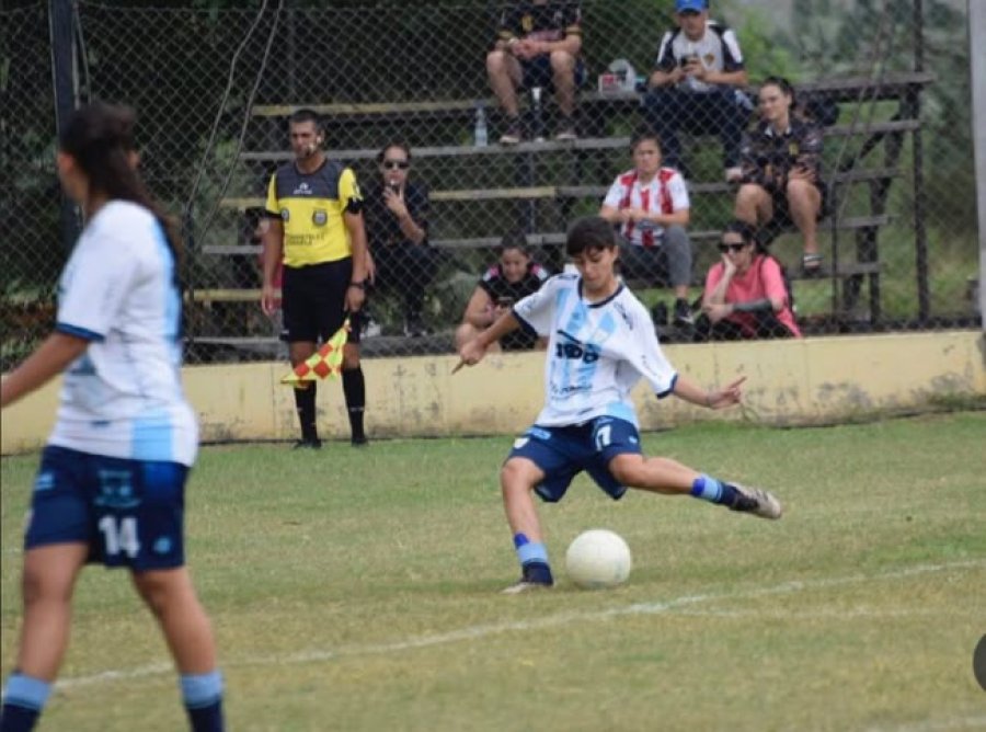 SU PASION. Ahora ya juega oficialmente para Atl&eacute;tico.
