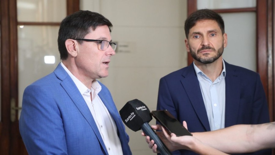 DESPEJO UNA VARIABLE. Pullaro pretende hacer una oferta salarial "semestral" a los docentes y empleados p&uacute;blicos santafesinos.