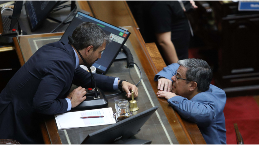 REVES PARA EL GOBIERNO. En una sesi&oacute;n seguida con atenci&oacute;n desde la Casa Rosada, la oposici&oacute;n logr&oacute; aprobar el proyecto que mejora las partidas para la educaci&oacute;n superior.