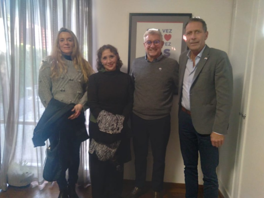 Estuvieron presentes Graciela Maub&eacute; y Valeria Brunone por PRADA y Marcelo Riberi y Jos&eacute; Griglio por RE/MAX Confianza.