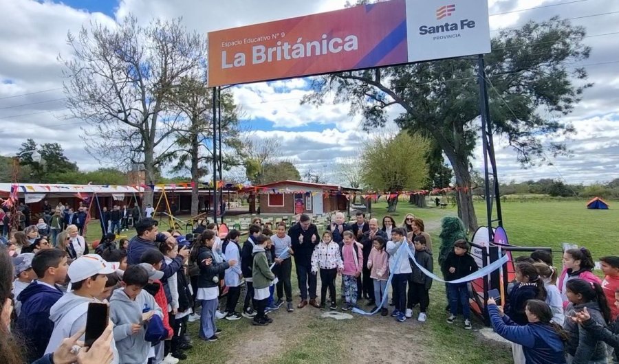 ACTO. El ministro de Educaci&oacute;n, Jos&eacute; Goity, encabez&oacute; la inauguraci&oacute;n del Campamento N&ordm; 9, en el departamento General Obligado.