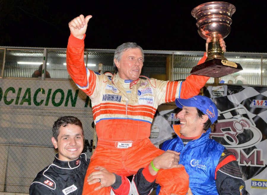 Rogelio Mitri gan&oacute; su &uacute;ltima carrera hace 10 a&ntilde;os en el Midgets del Litoral.