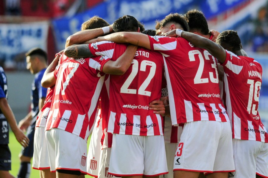 EL PINCHA VISITA A CERRO POTE&Ntilde;O