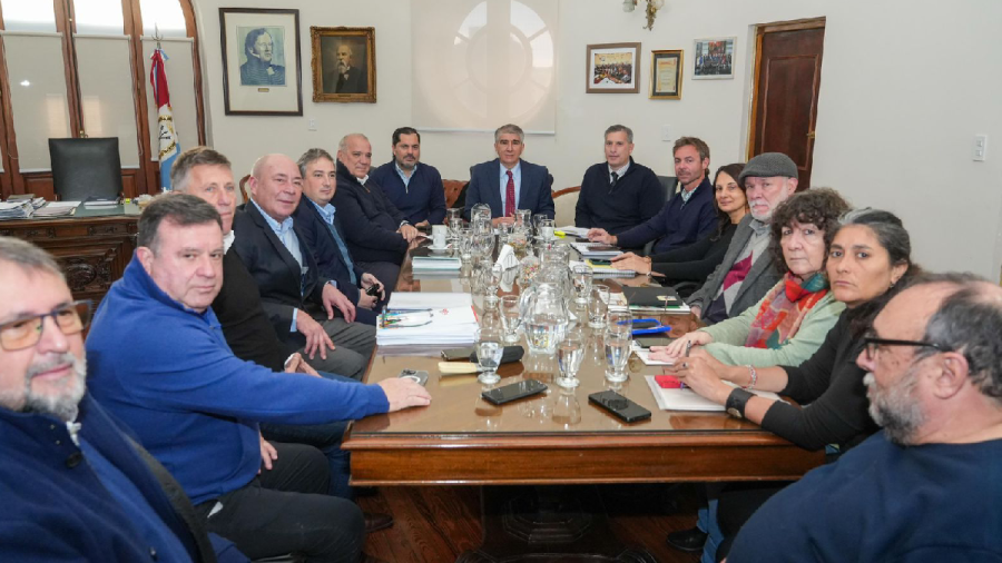 RESPUESTA FAVORABLE. Con el 52% de los votos, los trabajadores estatales de UPCN acept&oacute; la propuesta salarial del gobierno santafesino de un 7% de aumento para este segundo semestre del 2025.