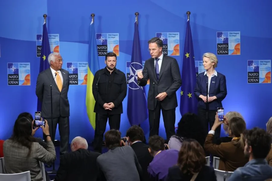 Volod&iacute;mir Zelenski con l&iacute;deres europeos.