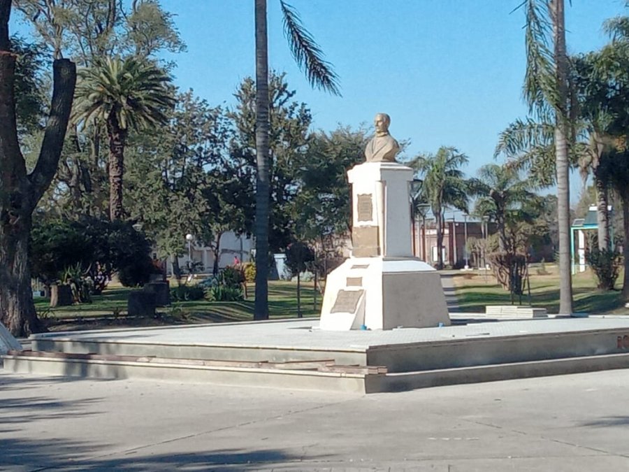El principal paseo p&uacute;blico de la localidad.