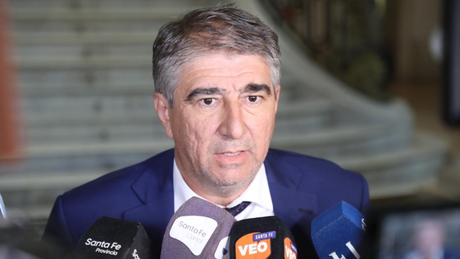 SE TERMINO LA DISCUSION SALARIAL. Fabi&aacute;n Bast&iacute;a, el ministro de gobierno santafesino, ratific&oacute; la postura de la Provincia en el conflicto docente.