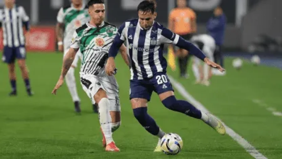 SIN GOLES. Talleres dej&oacute; pasar una buena chance.