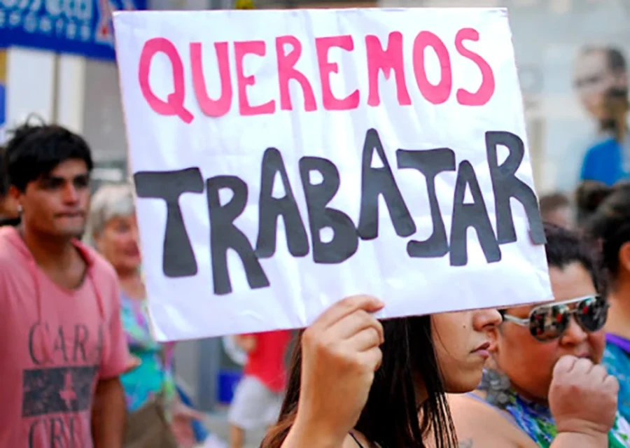 La recesi&oacute;n y la falta de inversiones afectan el empleo.