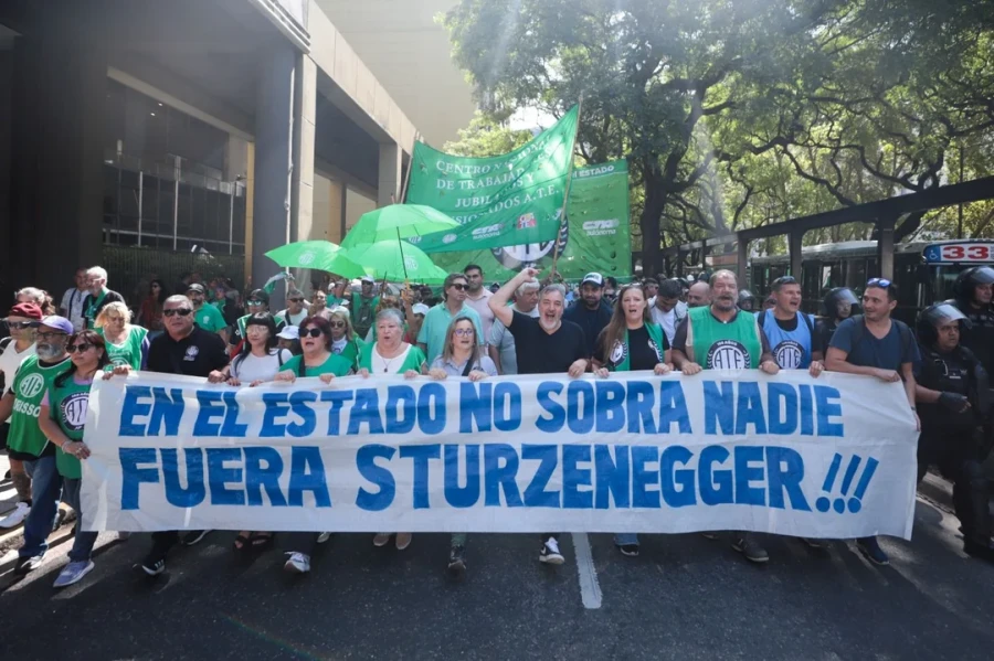 Trabajadores de ATE en una reciente marcha de protesta.