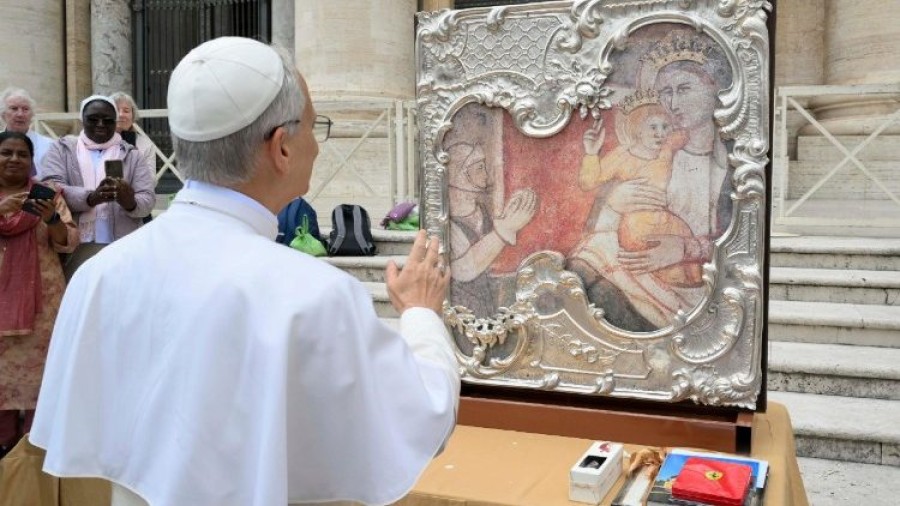 El Papa pedir&aacute; la intercesi&oacute;n de la Virgen para la paz mundial.