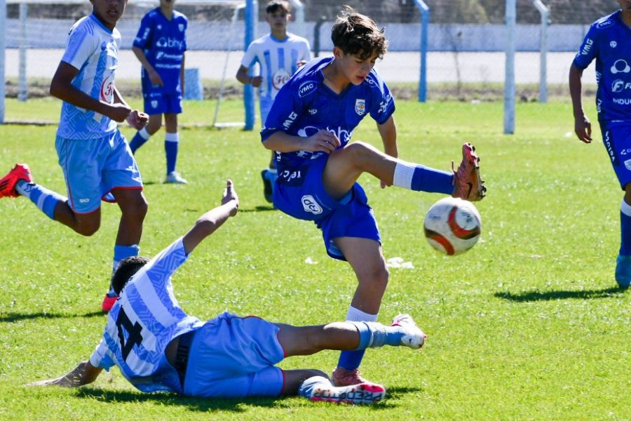BUEN TORNEO. Tres categor&iacute;as ya avanzaron a cuartos de final.