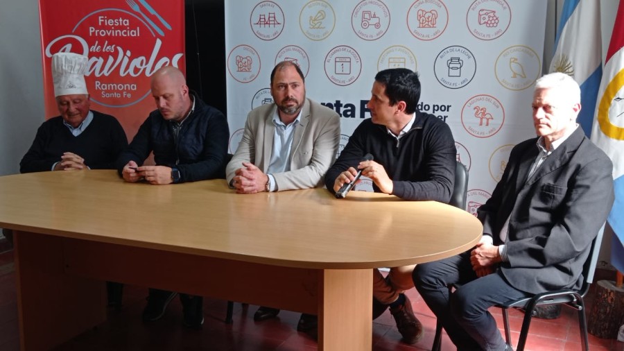 Un instante del lanzamiento de la tradicional fiesta ramonense.