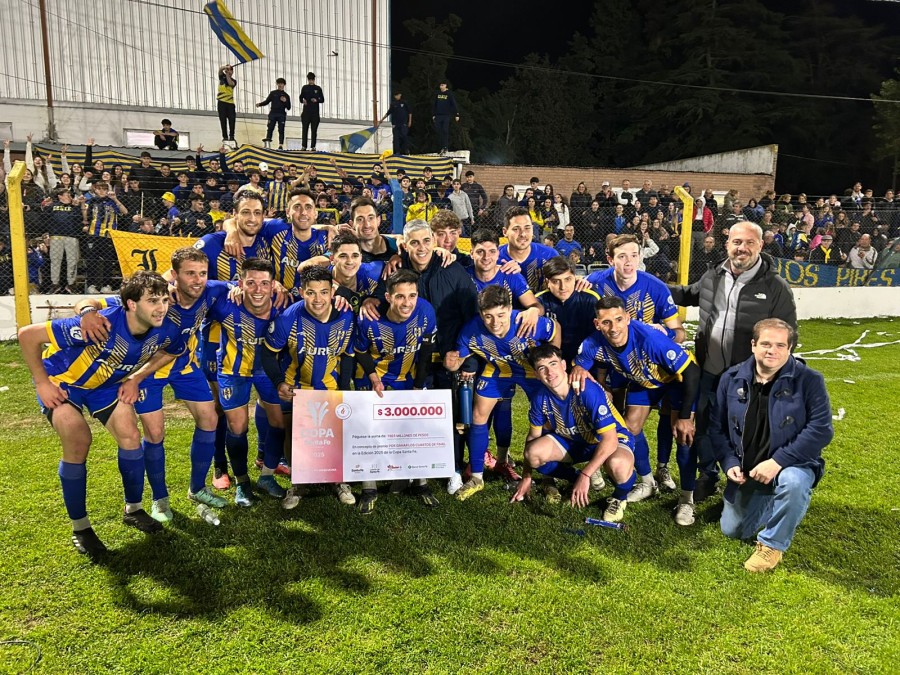 RIVAL. El equipo de Centenario de San Jos&eacute; de la Esquina.