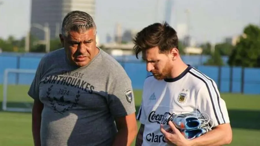 Messi tiene una gran relaci&oacute;n con Tapia, presidente de AFA