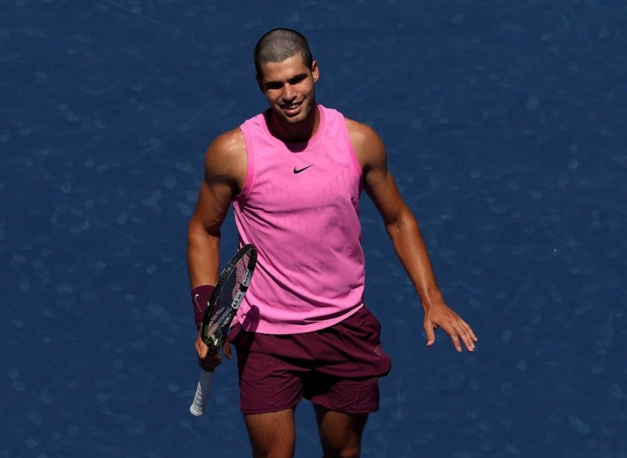 Carlos Alcaraz volvi&oacute; a brillar: 6-2, 6-4 y 6-0 a Luciano Darderi en el US Open