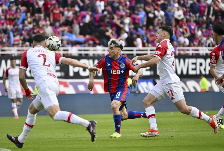 EL CL&Aacute;SICO ENTRE SAN LORENZO Y HURAC&Aacute;N TERMIN&Oacute; IGUALADO