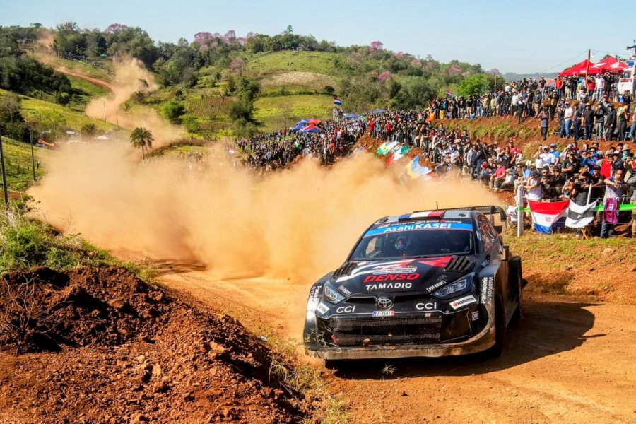 S&eacute;bastien Ogier encabeza la general en el Rally de Paraguay.