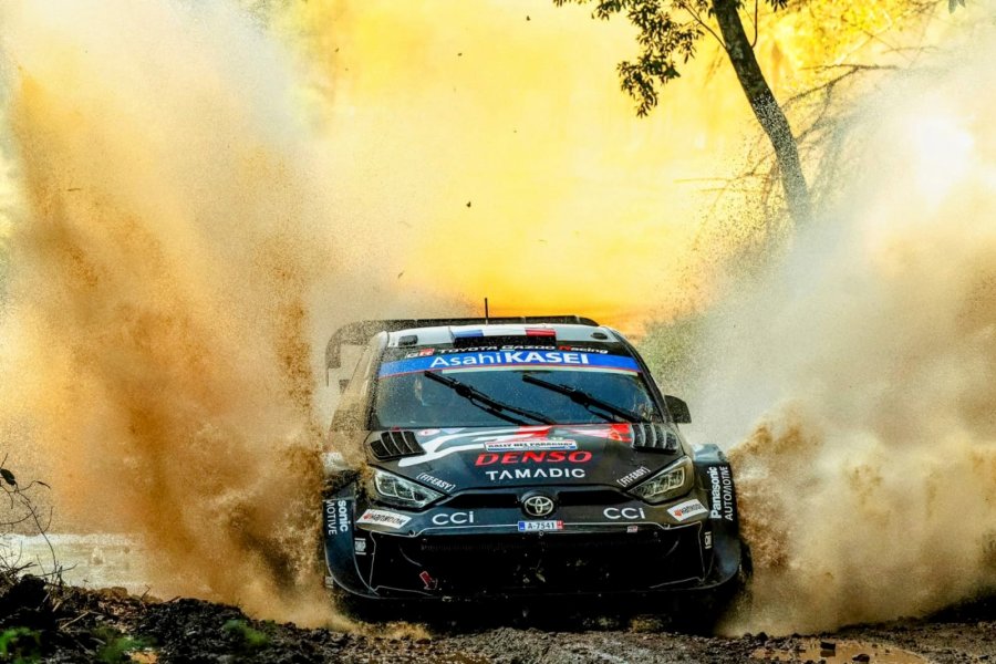 S&eacute;bastien Ogier venci&oacute; en Paraguay al mando del Toyota Yaris.