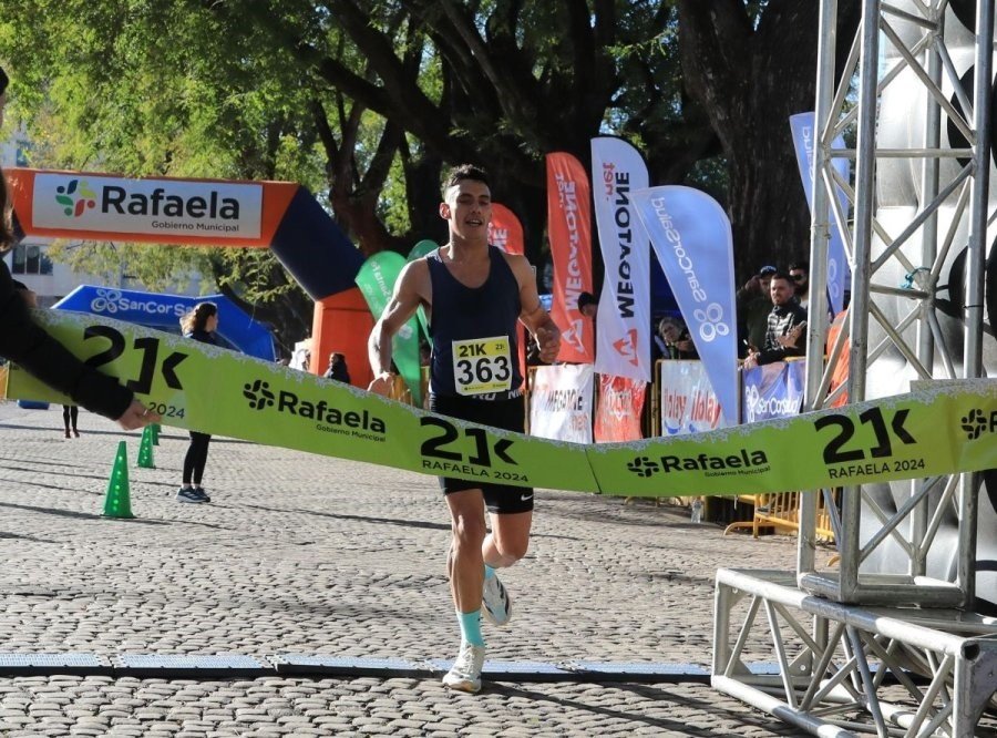 Con m&aacute;s de 800 inscriptos, en Rafaela ya se palpita la llegada de los "21k Rafaela Daniel Tecla Farias".