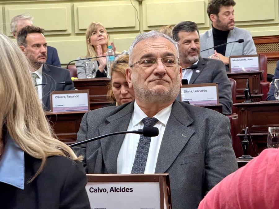 Alcides Calvo.