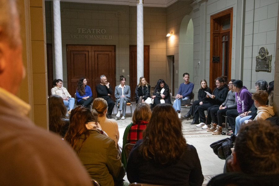 Presentaci&oacute;n oficial del libro Micromon&oacute;logos &ndash; Edici&oacute;n Latinoam&eacute;rica.
