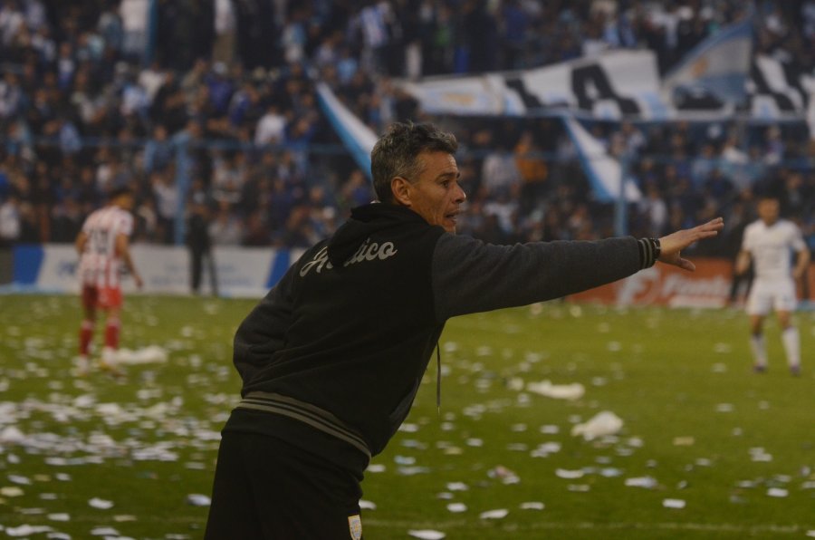 IV&Aacute;N JU&Aacute;REZ. / "Este partido para los que queremos tanto a este club a sentimientos muy muy emotivos".
