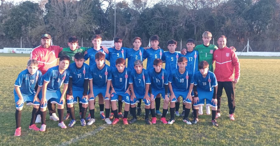 CAMPEONES. El Sub 13 le gan&oacute; a Rosario.