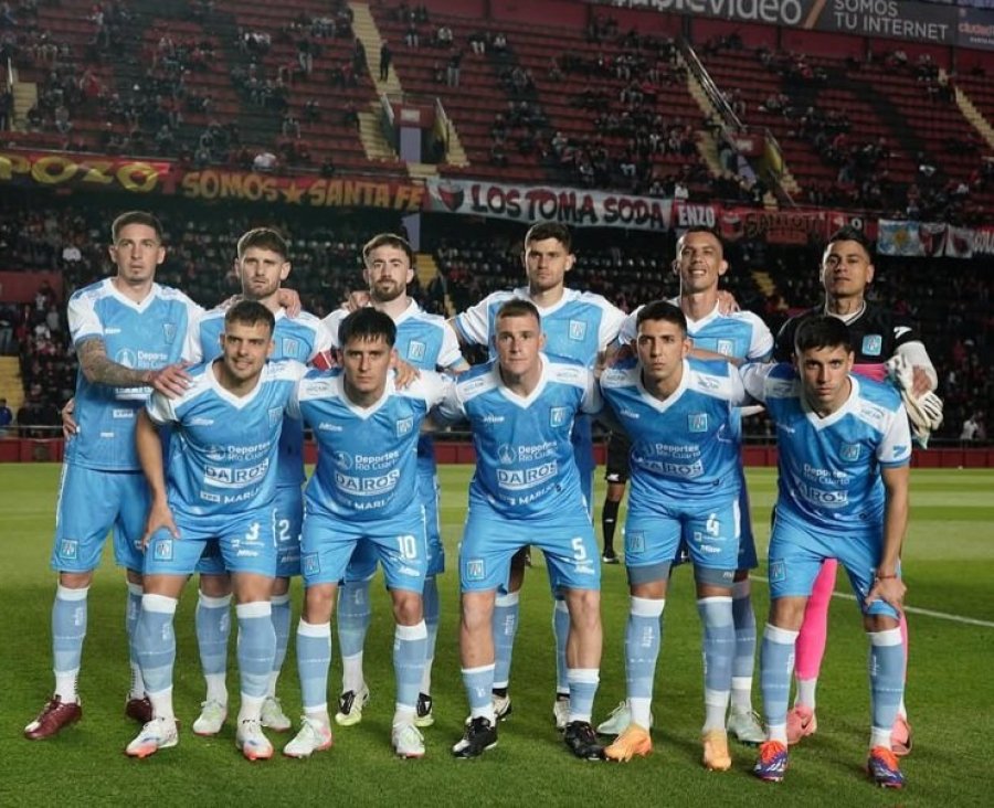 BUENA CAMPA&Ntilde;A. El equipo cordob&eacute;s se aprovech&oacute; del p&eacute;simo presente de Col&oacute;n.