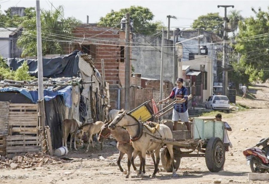 SE DISPARA. 14.954.234 personas est&aacute;n bajo la l&iacute;nea de la pobreza, de las cuales 3.275.690 est&aacute;n en la indigencia en nuestro pa&iacute;s en la actualidad.