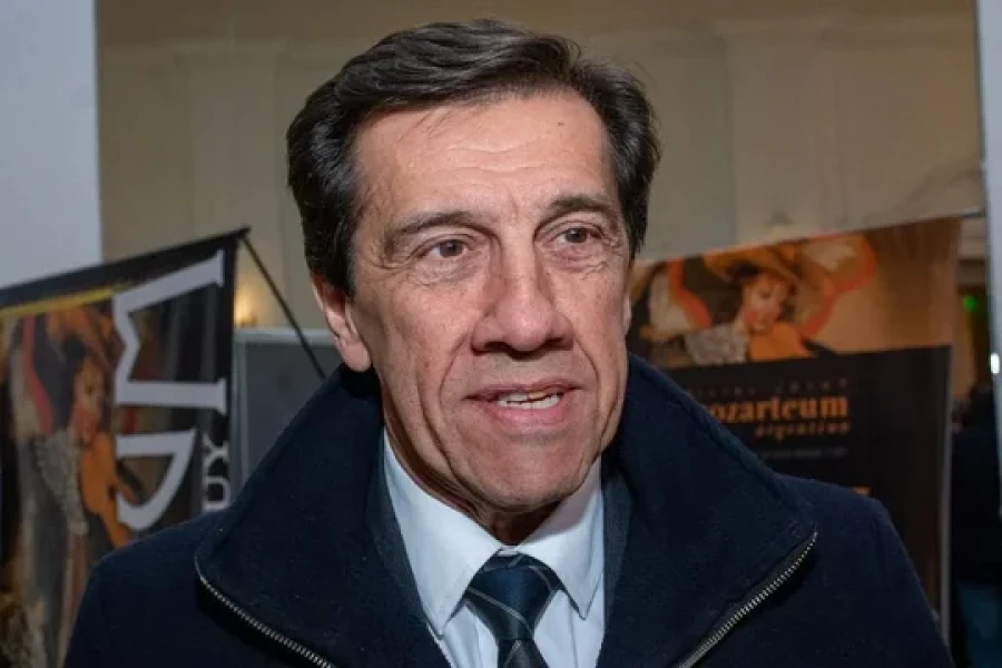 Carlos Sadir.