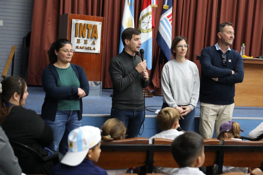 EN EL INTA. El intendente Leonardo Viotti acompa&ntilde;&oacute; la apertura y destac&oacute; el valor del trabajo conjunto.