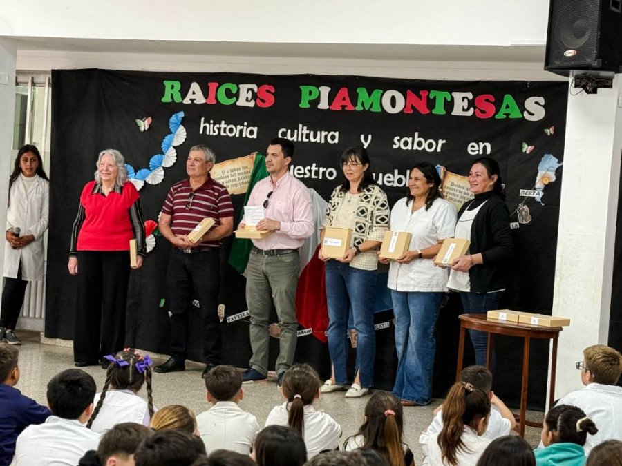 El momento protocolar de la realizaci&oacute;n.