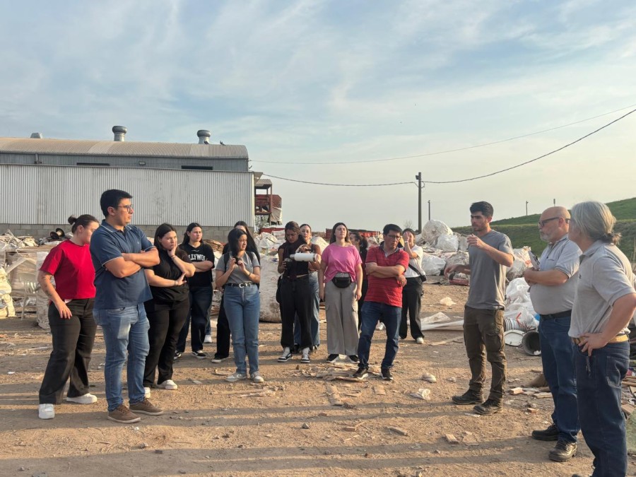 La actividad estuvo a cargo de Francisco Pereyra, coordinador de Servicios P&uacute;blicos y Ambiente, acompa&ntilde;ado por personal del Complejo.