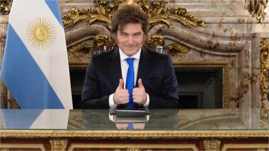 Milei asegur&oacute; este s&aacute;bado que las situaciones dif&iacute;ciles lo &ldquo;agrandan&rdquo;.