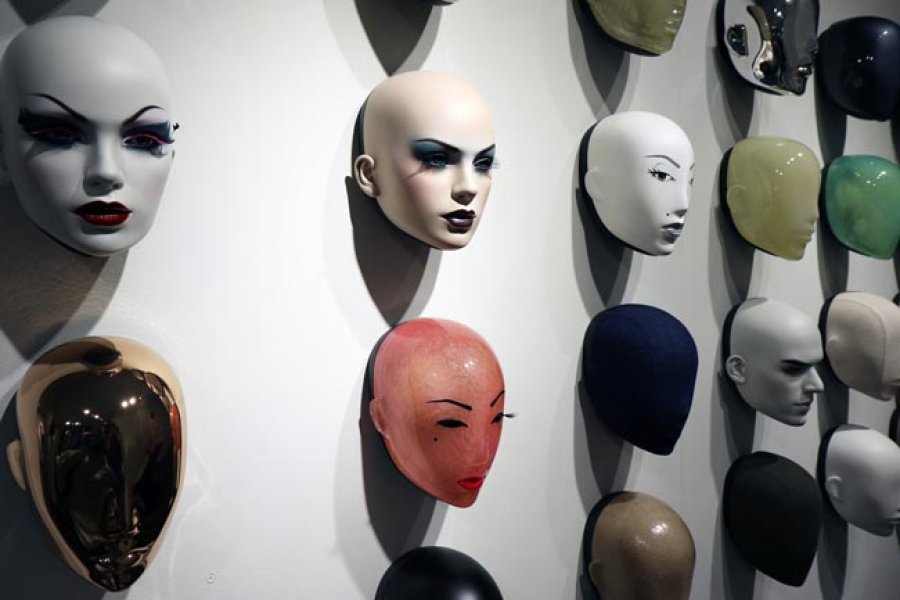Estas personas gozan de habilidades para crear formas y figuras abarcando diferentes disciplinas art&iacute;sticas vali&eacute;ndose de variados materiales, t&eacute;cnicas, medios y objetivos.