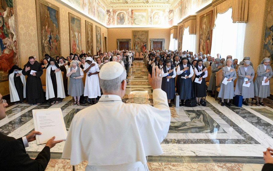 El Papa en la audiencia en la Sala del Consistorio esta ma&ntilde;ana.