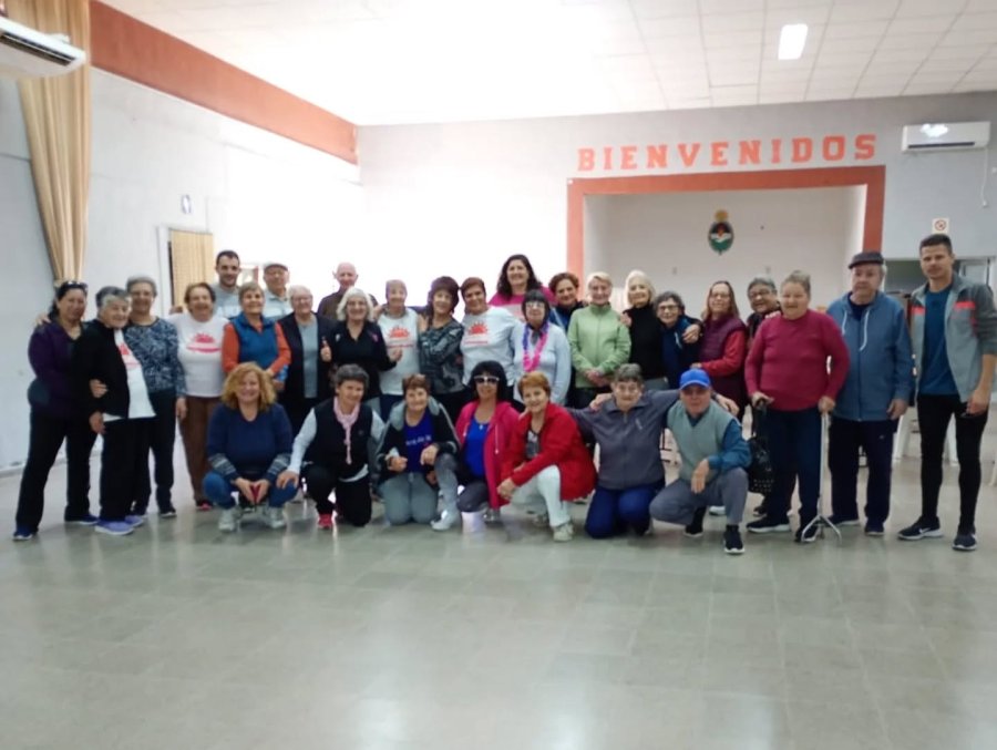 El grupo que particip&oacute; la celebraci&oacute;n.