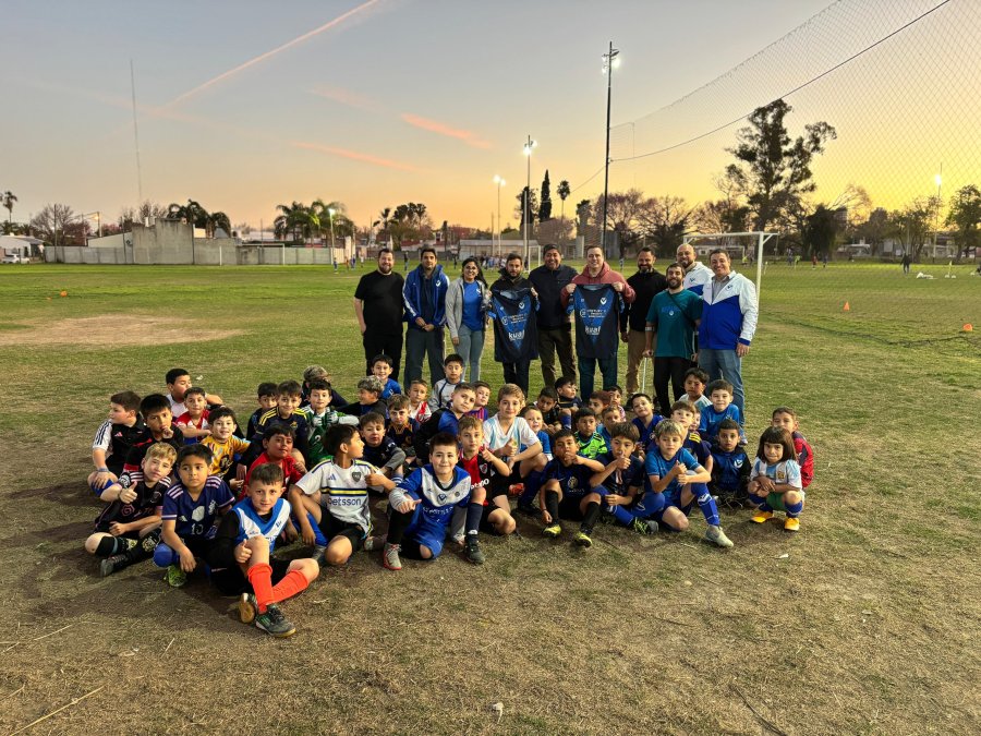 EN PE&Ntilde;AROL. Un momento junto a los deportistas.