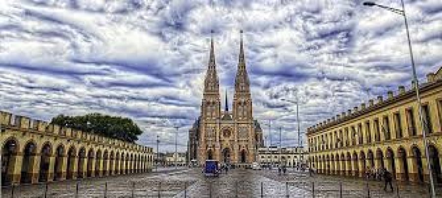 Bas&iacute;lica Nuestra Se&ntilde;ora de Luj&aacute;n.