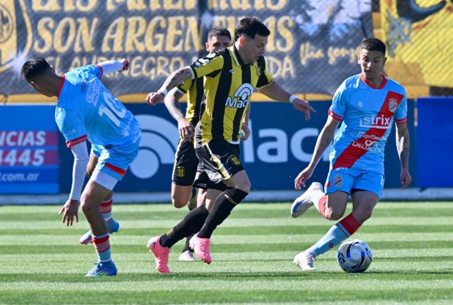 DEPORTIVO MADRYN JUGAR&Aacute; LA FINAL POR EL ASCENSO A PRIMERA Y DECRET&Oacute; EL DESCENSO DE ARSENAL