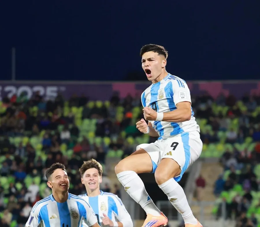 ARGENTINA DEBUT&Oacute; CON EL PIE DERECHO EN EL MUNDIAL SUB-20