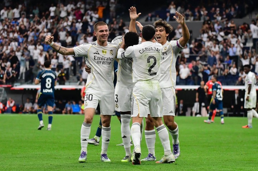 VIAJE LARGO. El Real Madrid de Mastantuono va a Kazajist&aacute;n.