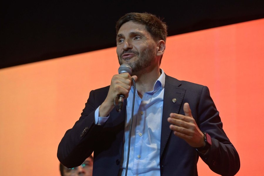 Pullaro denunci&oacute; la &ldquo;estafa&rdquo; al campo por las retenciones.